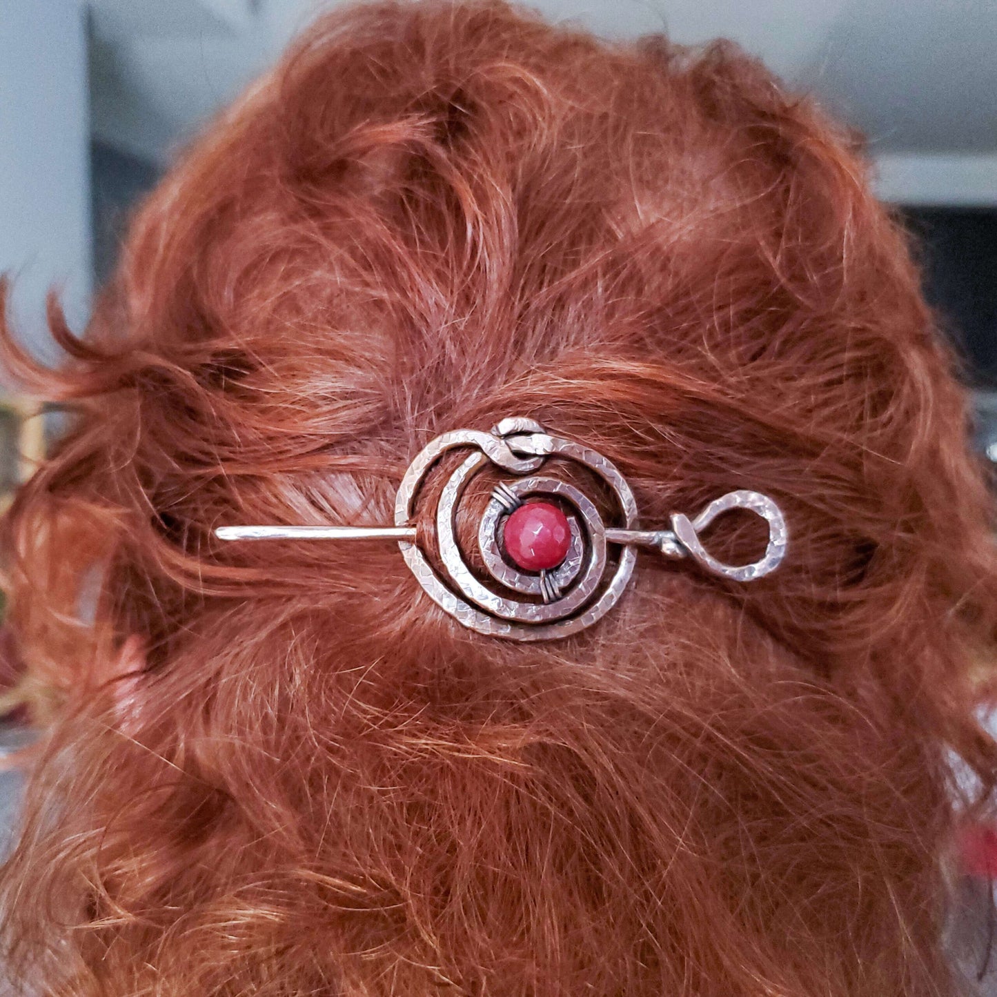 Red Jade Swirl Hairpiece image 0