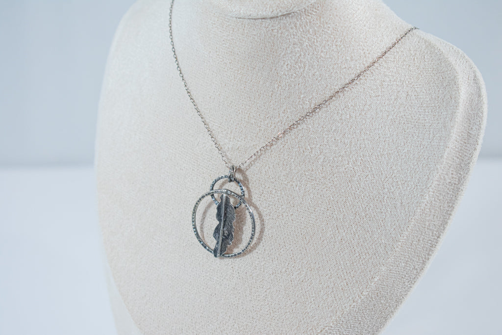 Leaf in Circle Necklace