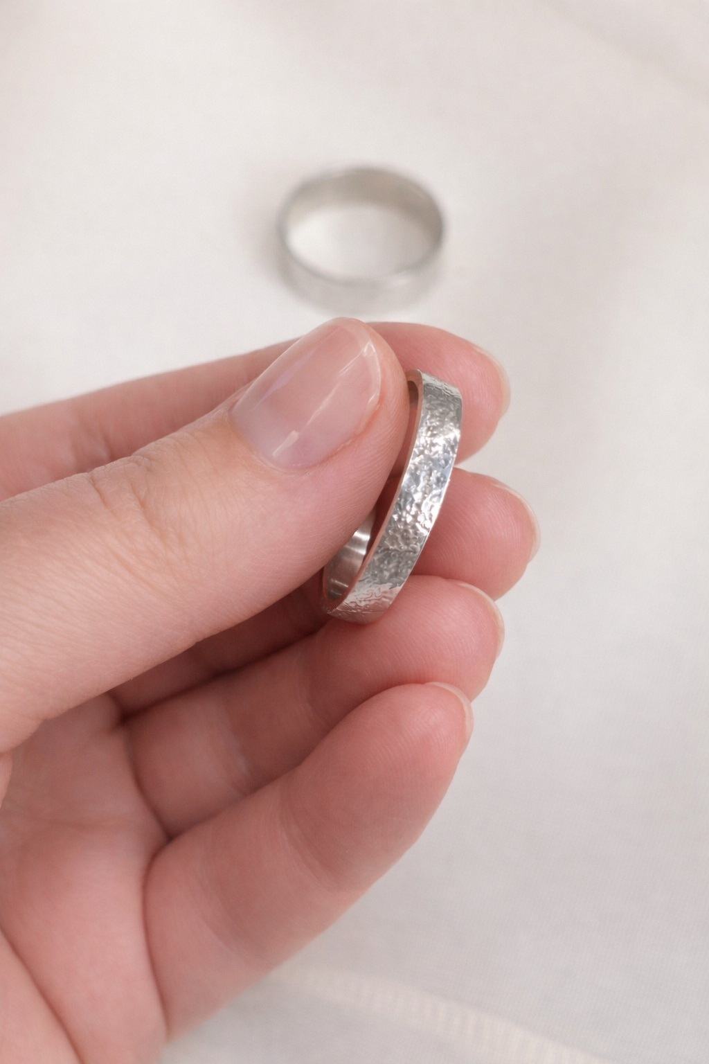 Make your own wedding rings experience – handcrafted silver rings by a couple